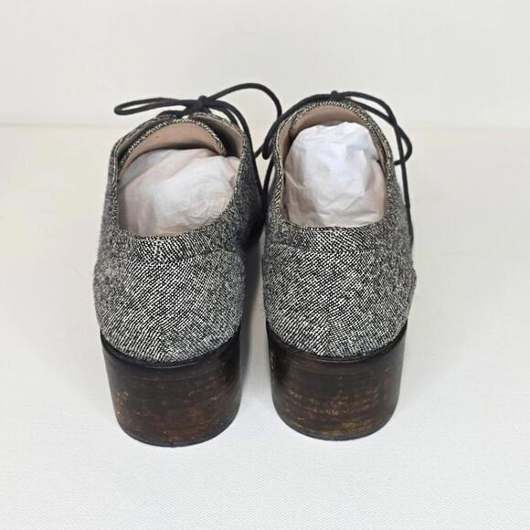 Louise et Cie Stylish Tweed lace up Pumps - Picture 6 of 8